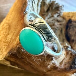 Sterling Silver Leaf Ring with Turquoise Green Stone